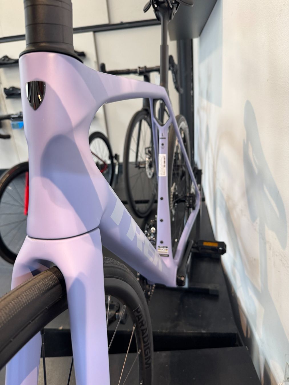 Trek Biciclette: Trek Madone SL 5 Gen 8, Grösse Large – Nuovo e nell'imballaggio originale da Zürich venduto da Velofabrik01 8