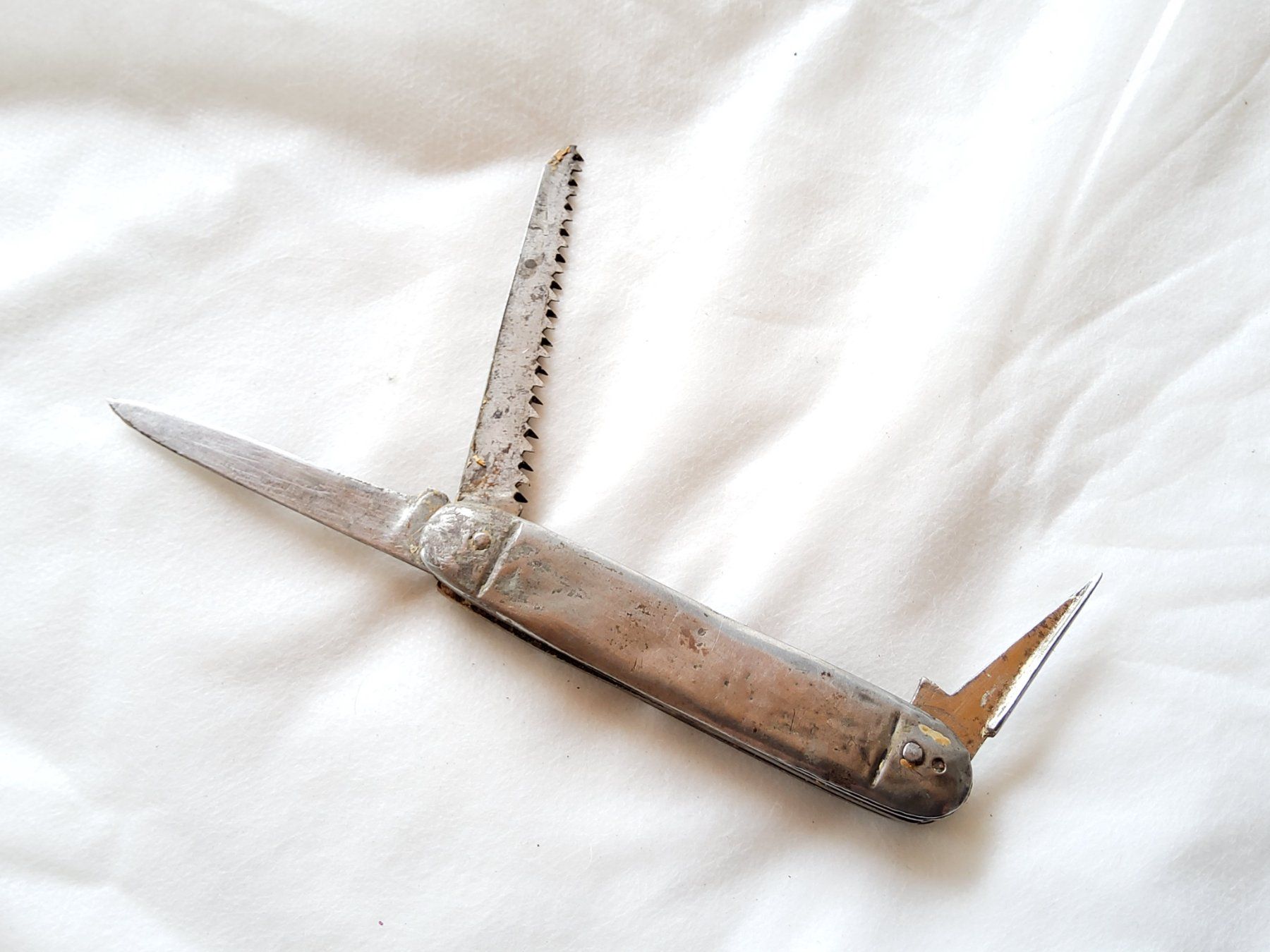 Taschenmesser: Ancien couteau de poche – Gebraucht aus Malleray von Broc-Mo