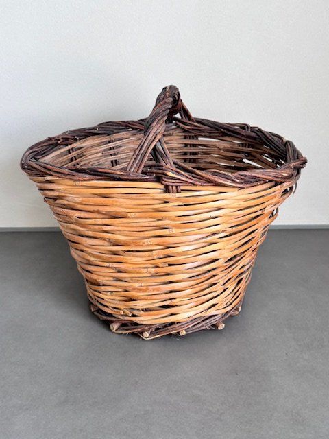 Altro in Antiquarato & Arte: WEIDEKORB - SEHR ALT AUS ESTRICHFUND – Usato da Honau venduto da Ritika