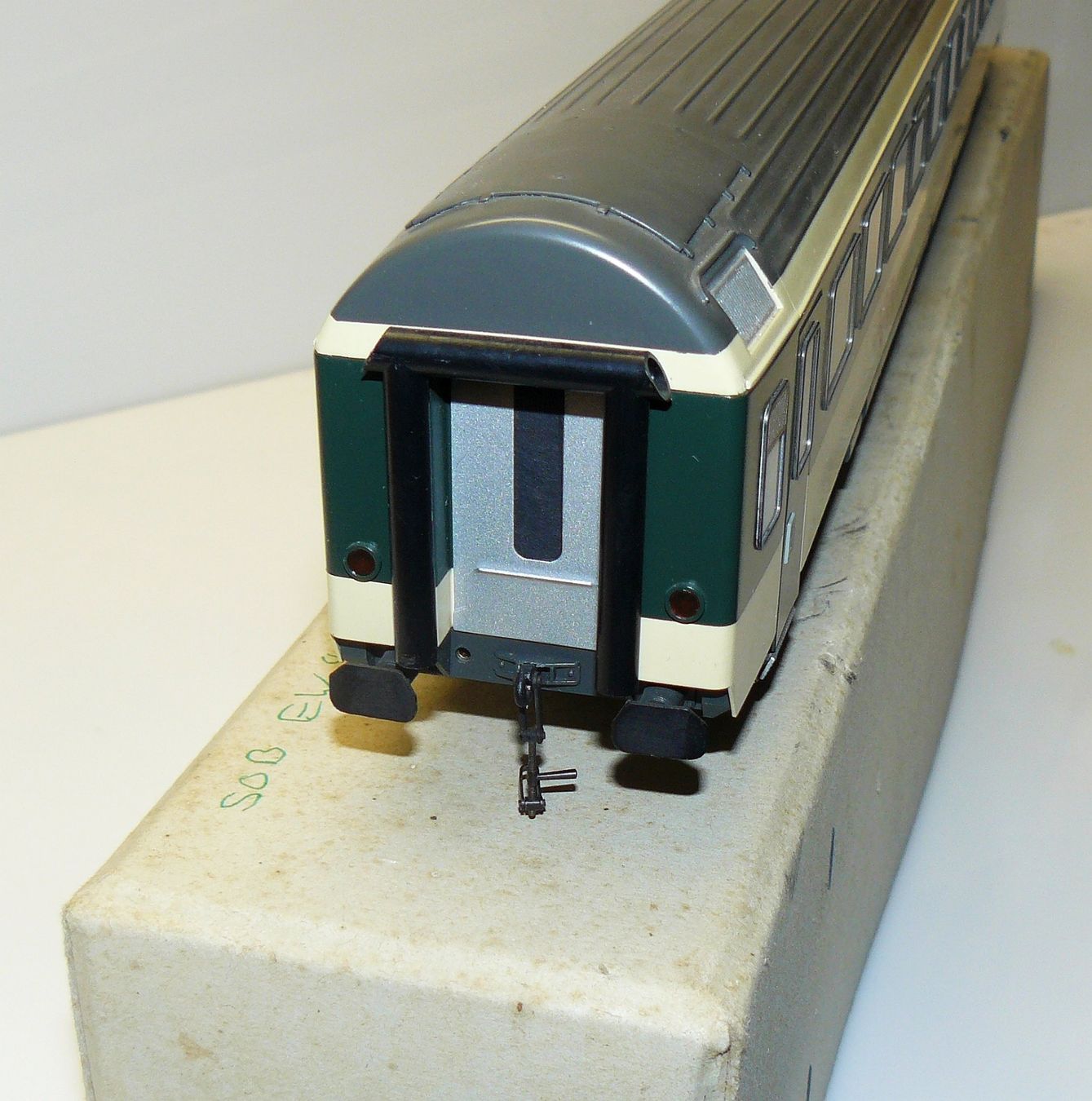 Hermann Modellini di ferrovie: EW4 Südostbahn SOB, 2.Kl., Spur 0, Hermann – Usato da Hombrechtikon venduto da Luetzelsee 2