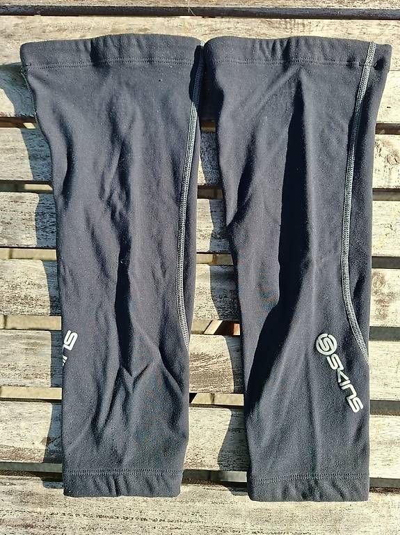 Leggings: Beinlinge SKINS Grösse M – Gebraucht aus Wimmis von Guterhandel