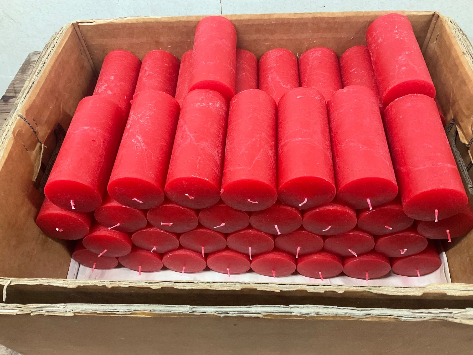 Bougies: 333 Posten Raureifkerzen aus Liquidation – D'occasion à Derendingen par Meisterstuecke 1
