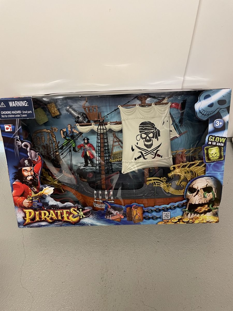 Spielzeuge: Piratenschiff neu und Original verpackt – Neu und originalverpackt aus Arbon von Kirsche284