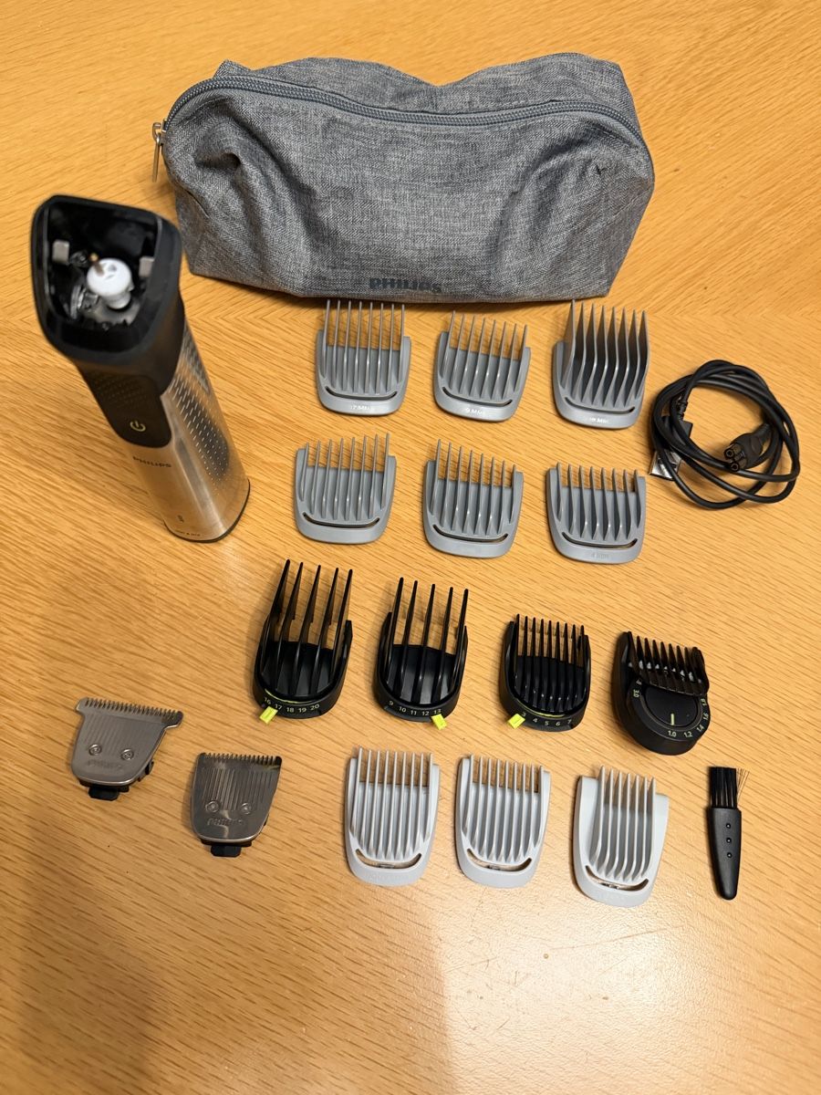 Philips Rasoi & Lamette da barba: Philips Series 9000 – Usato da Weinfelden venduto da rocha10 3