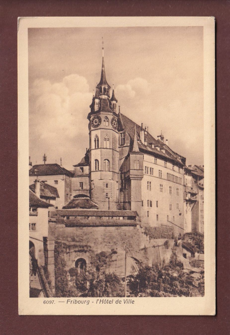 Cartes postales: FRIBOURG - Hôtel de Ville – D'occasion à Pully par nicecards