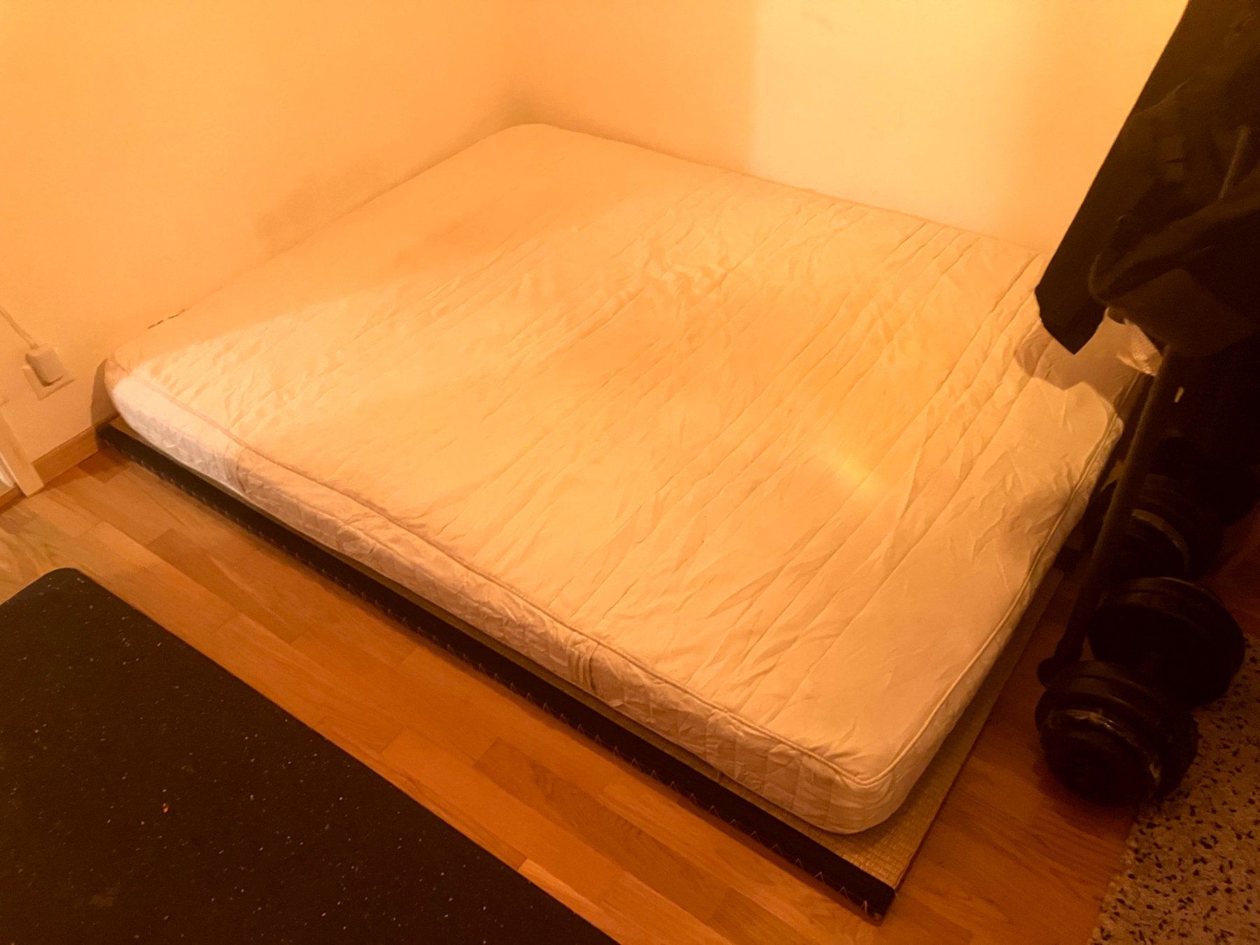 Materassi: Matelas Ikea Matrand · 160x200cm – Usato da Lausanne venduto da vanderlanth