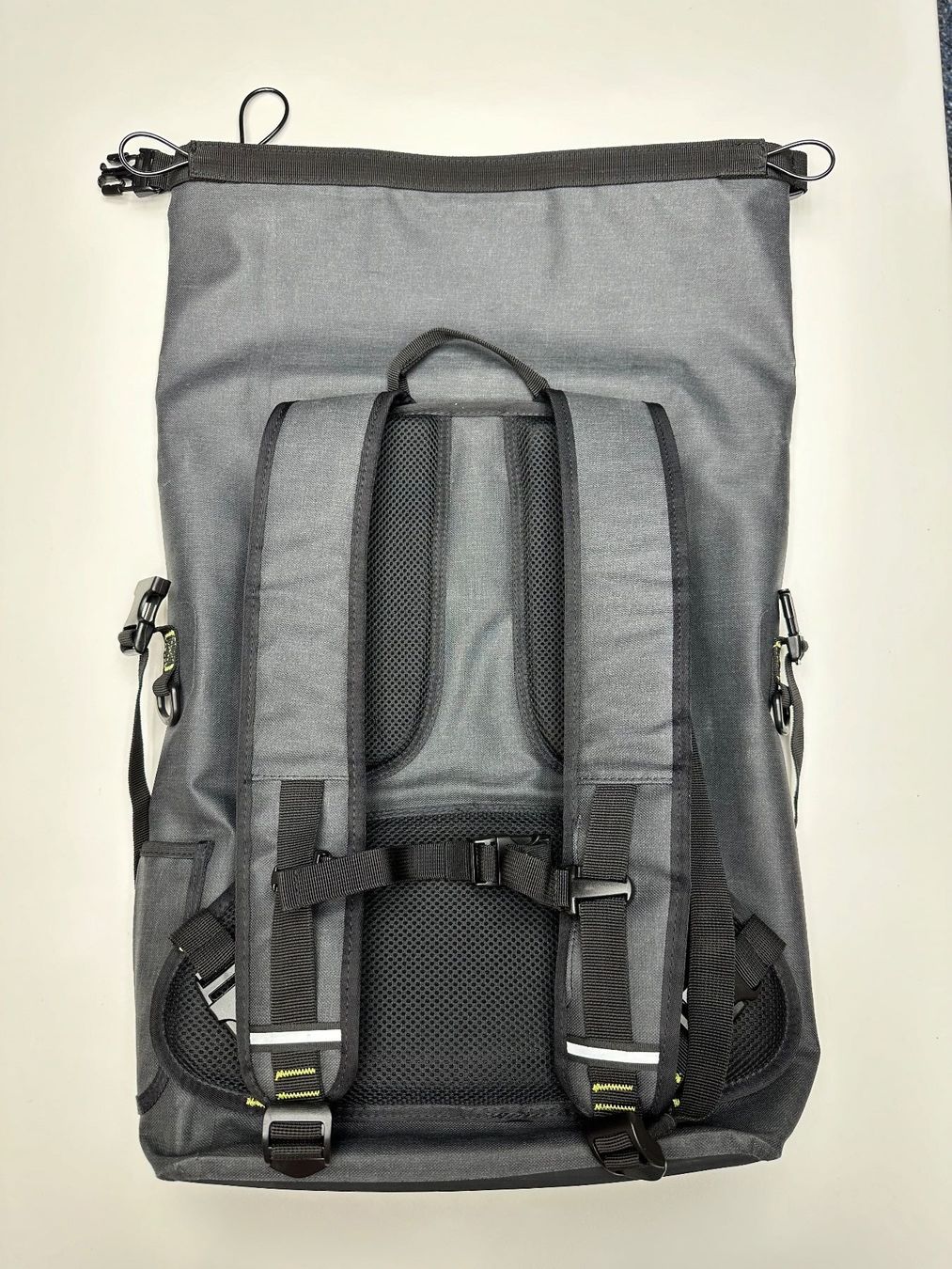 Zaini: Wasserdichter Laptop-Rucksack – Nuovo (secondo la descrizione) da Spiez venduto da Primrose2013 4