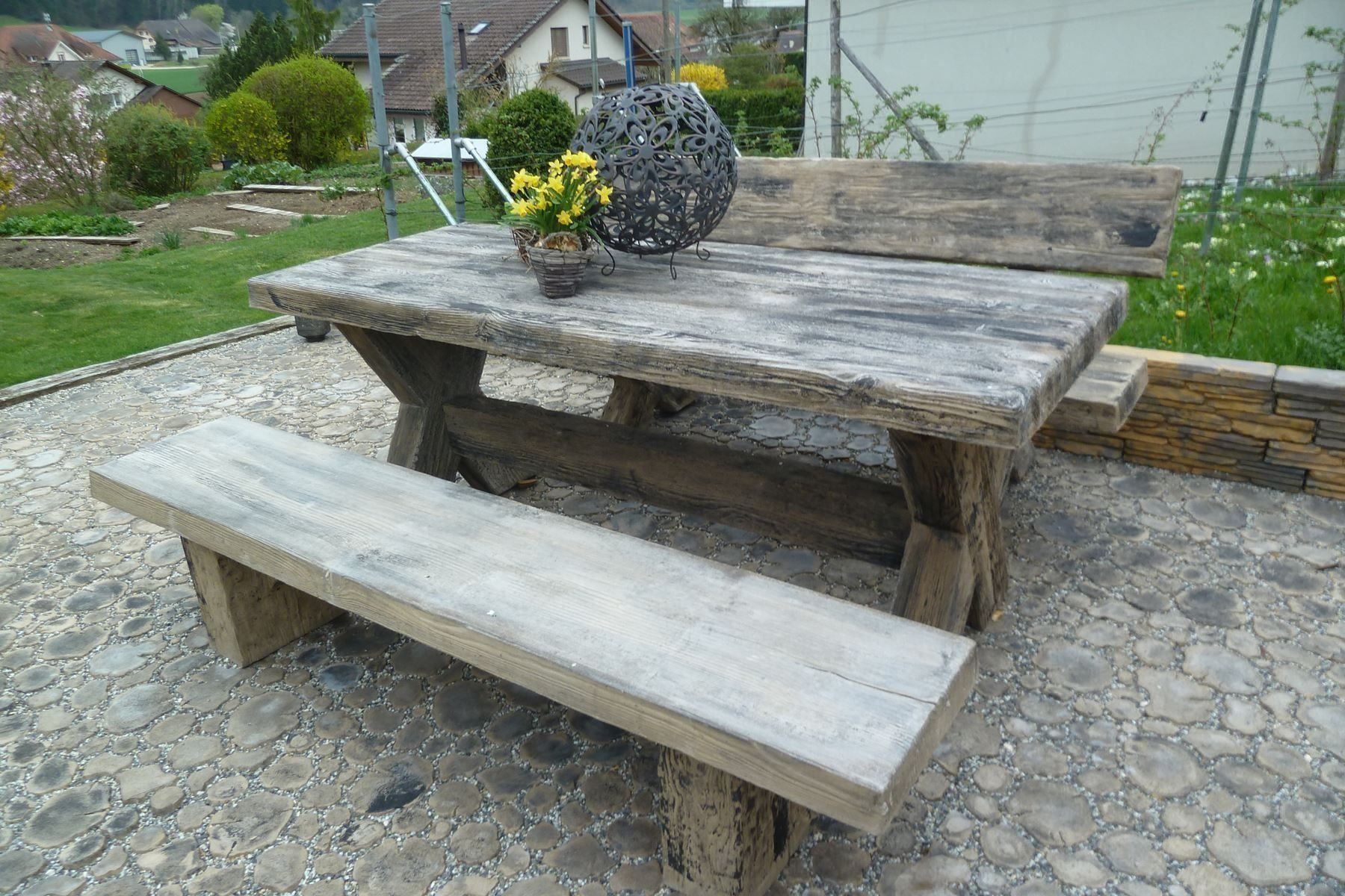 Tavoli: Beton-Tisch 200 mit Holzimitation – Nuovo (secondo la descrizione) da Herbetswil venduto da AHA-Garten