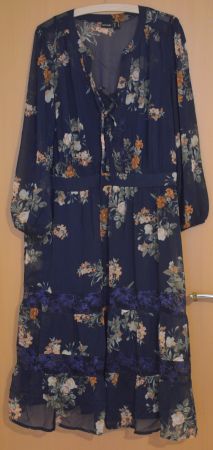TAILLE 50 - ROBE NEU (FR 60.00)