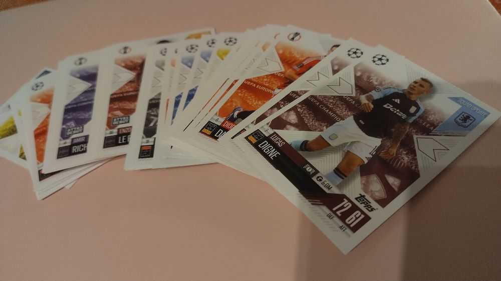 Topps Carte collezionabili: Match Attax Extra 2024/2015 - 37 Cards "Squad Update" – Nuovo (secondo la descrizione) da Mendrisio venduto da Kuarahy
