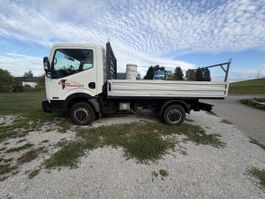 Camion Nissan Cabstar  bianco 91402 km 