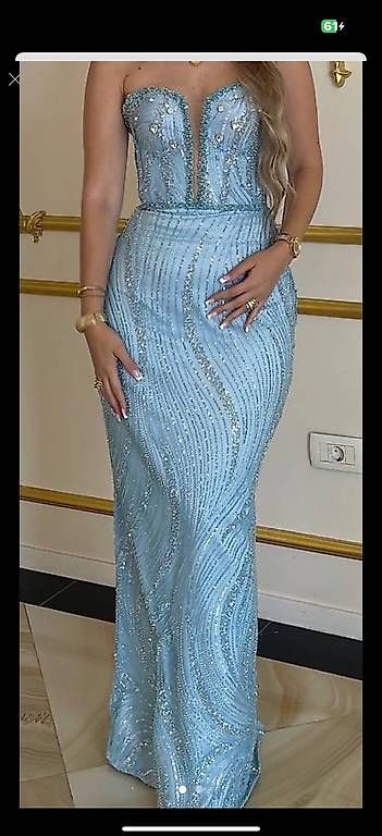 Robes: Abendkleid – D'occasion à Leuggern par e.sh13