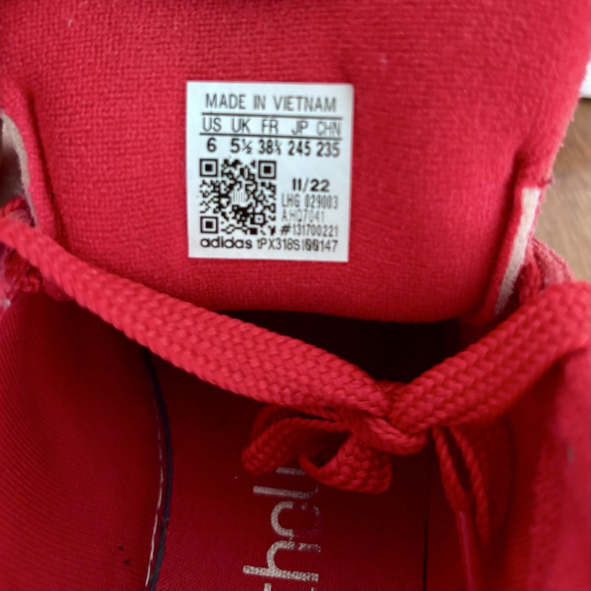 Adidas Damenschuhe: Adidas Campus in Rot – Neu (gemäss Beschreibung) aus Herzogenbuchsee von bir_52nf 4