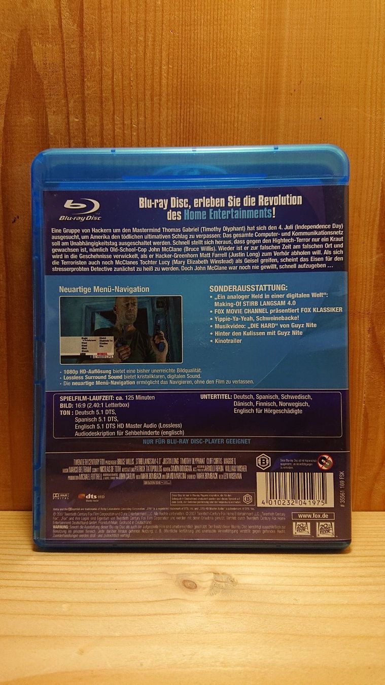 Tutti i DVDs: STIRB LANGSAM 4.0 Blu-Ray mit Bruce Willis – Usato da Wilderswil venduto da Exebub 1
