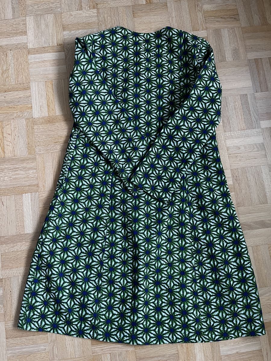 Vestiti: Grünes Kleid mit Muster, Gr. S – Usato da Zürich venduto da Kleanthy 5