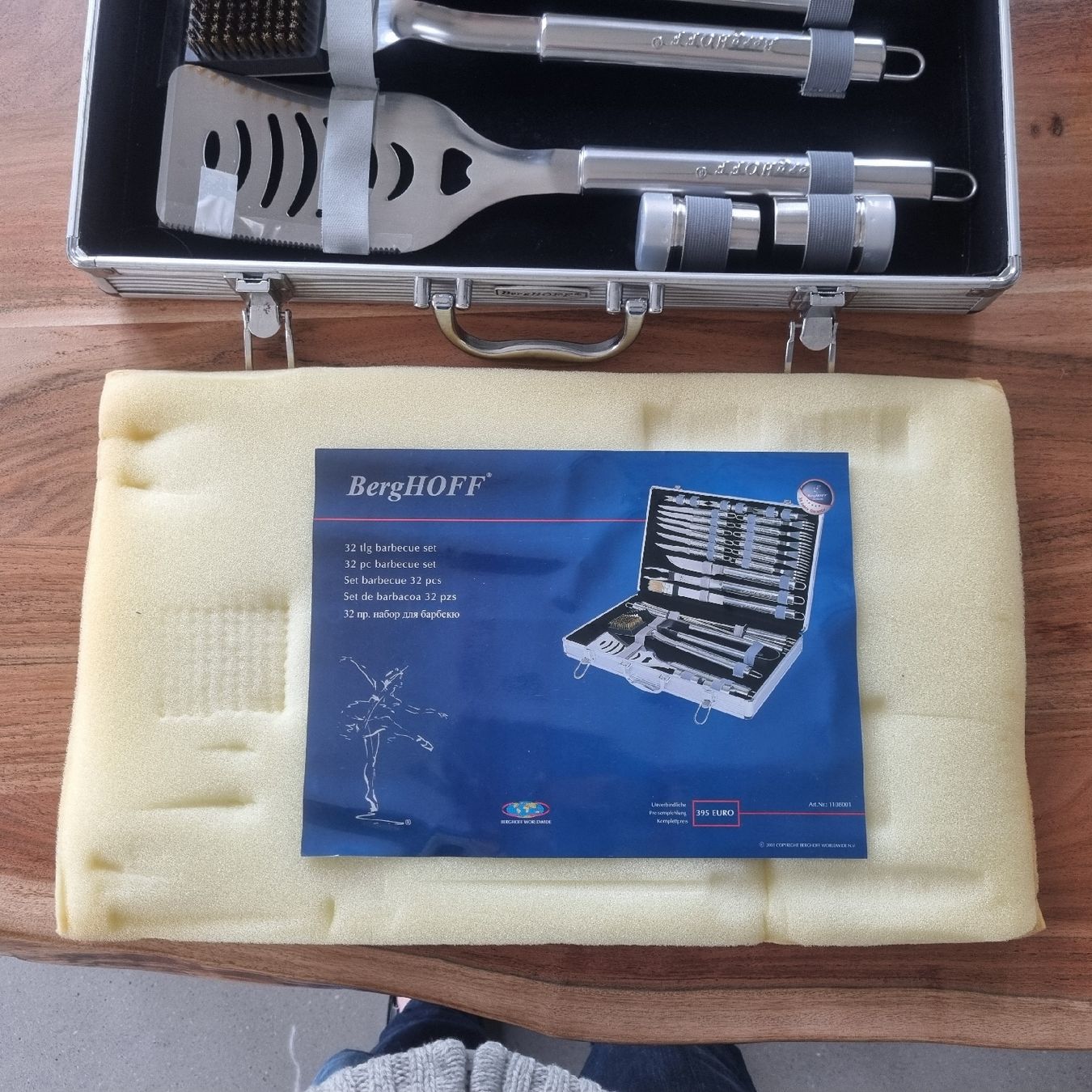 Set di posate: Grill Besteckkoffer Berg HOFF 32 Teilig – Nuovo (secondo la descrizione) da Zürich venduto da ret_7ppg 5
