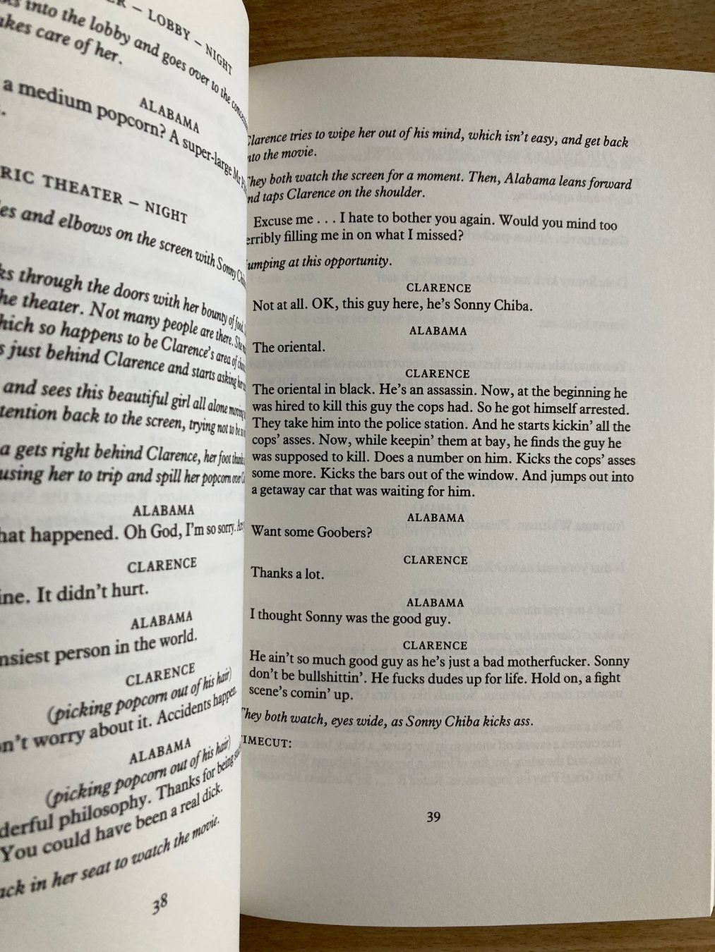 Libri: Quentin Tarantino - TRUE ROMANCE – Usato da Zürich venduto da heyjey 1