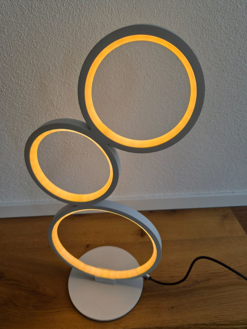 Nachttische: Nachttischlampen weiss, dimmbar – Neu und originalverpackt aus Hohenrain von mei_7mrw