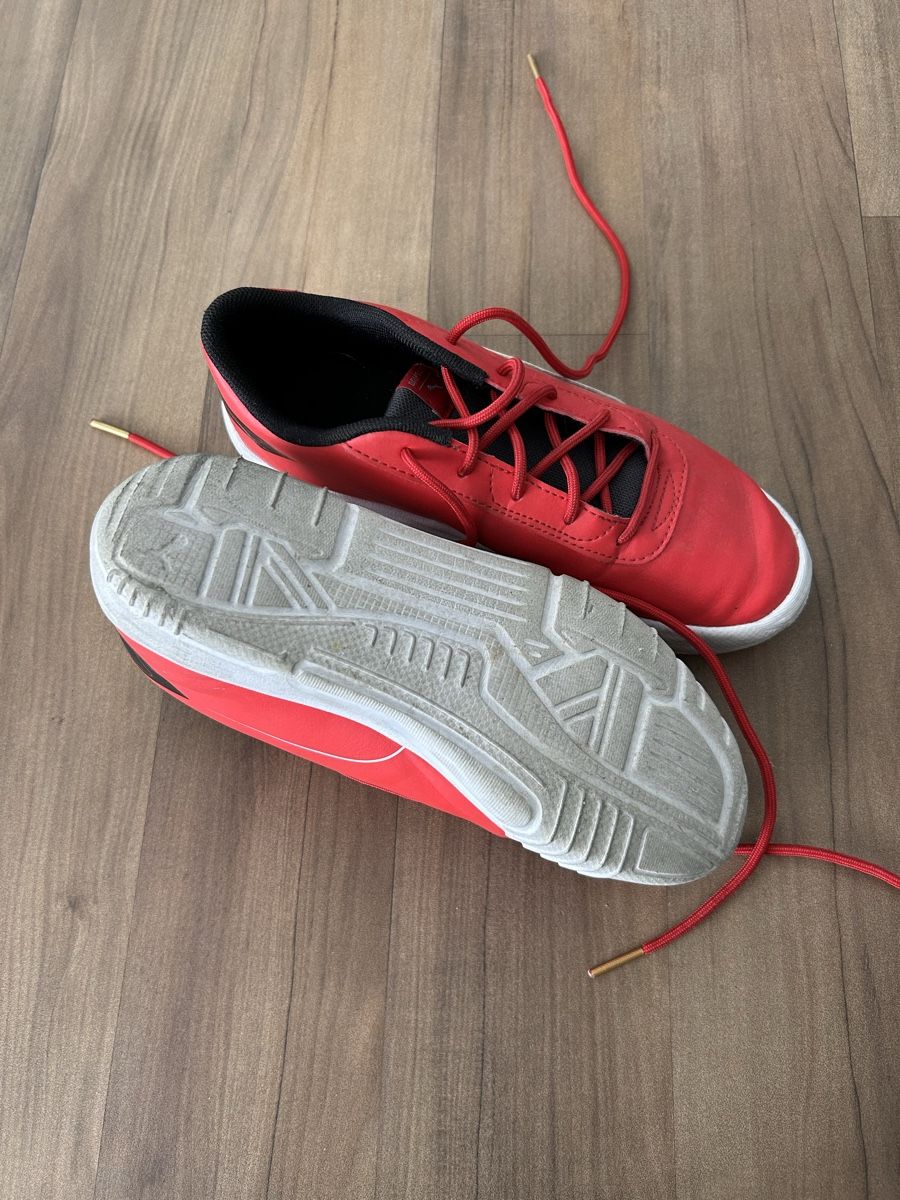 Puma Scarpe per ragazzi: Puma Ferrari Sneaker, Gr.33 – Usato da Breitenbach venduto da Diamondlady 2