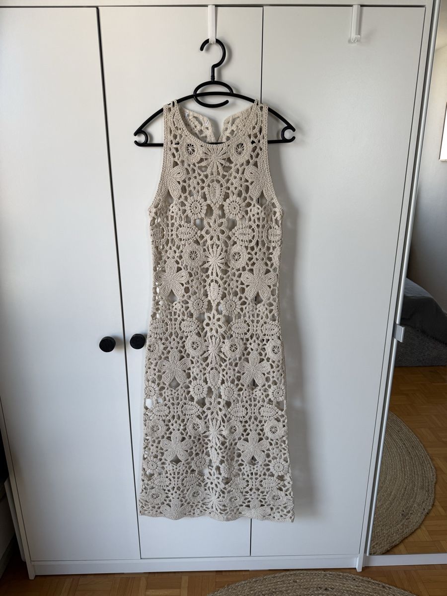 Zara Robes: Zara maxi Kleid S – Neuf (Voir description) à Luzern par Aistee