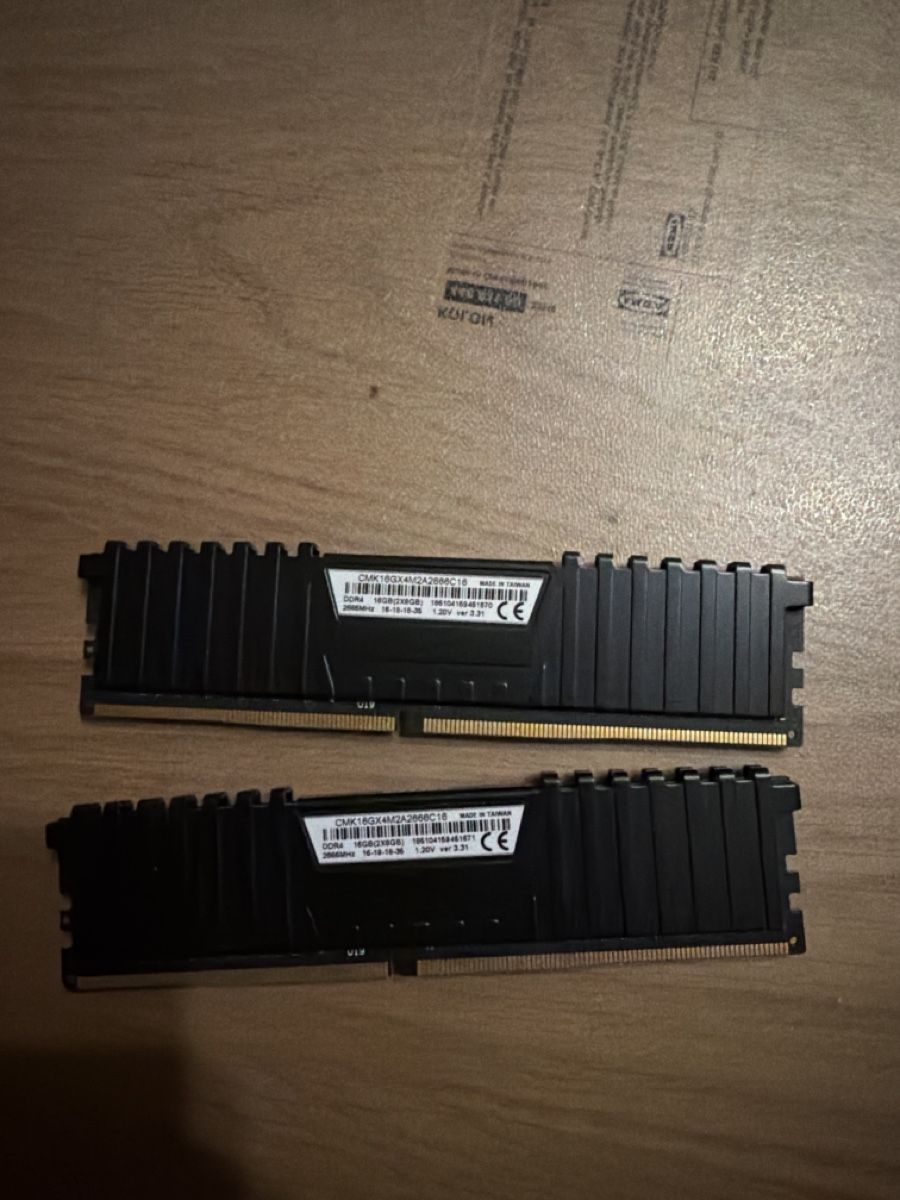 Corsair Memory / RAM: Ddr4 16gb defekt – Defekt aus Lausen von EricXu 1