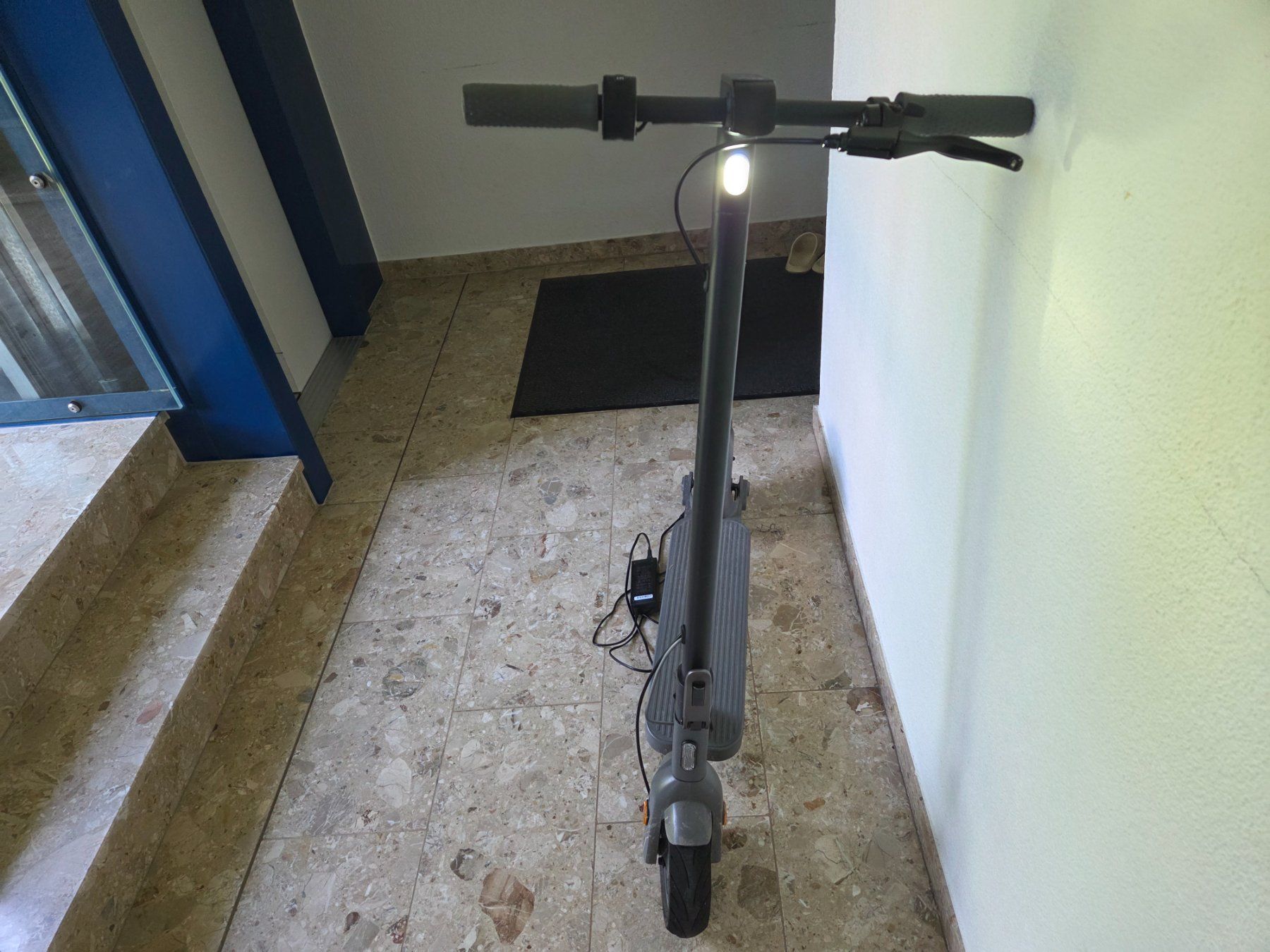 Scooters: E-Scooter Street 3 von Landi – Defekt aus Unterägeri von Jason11111 3