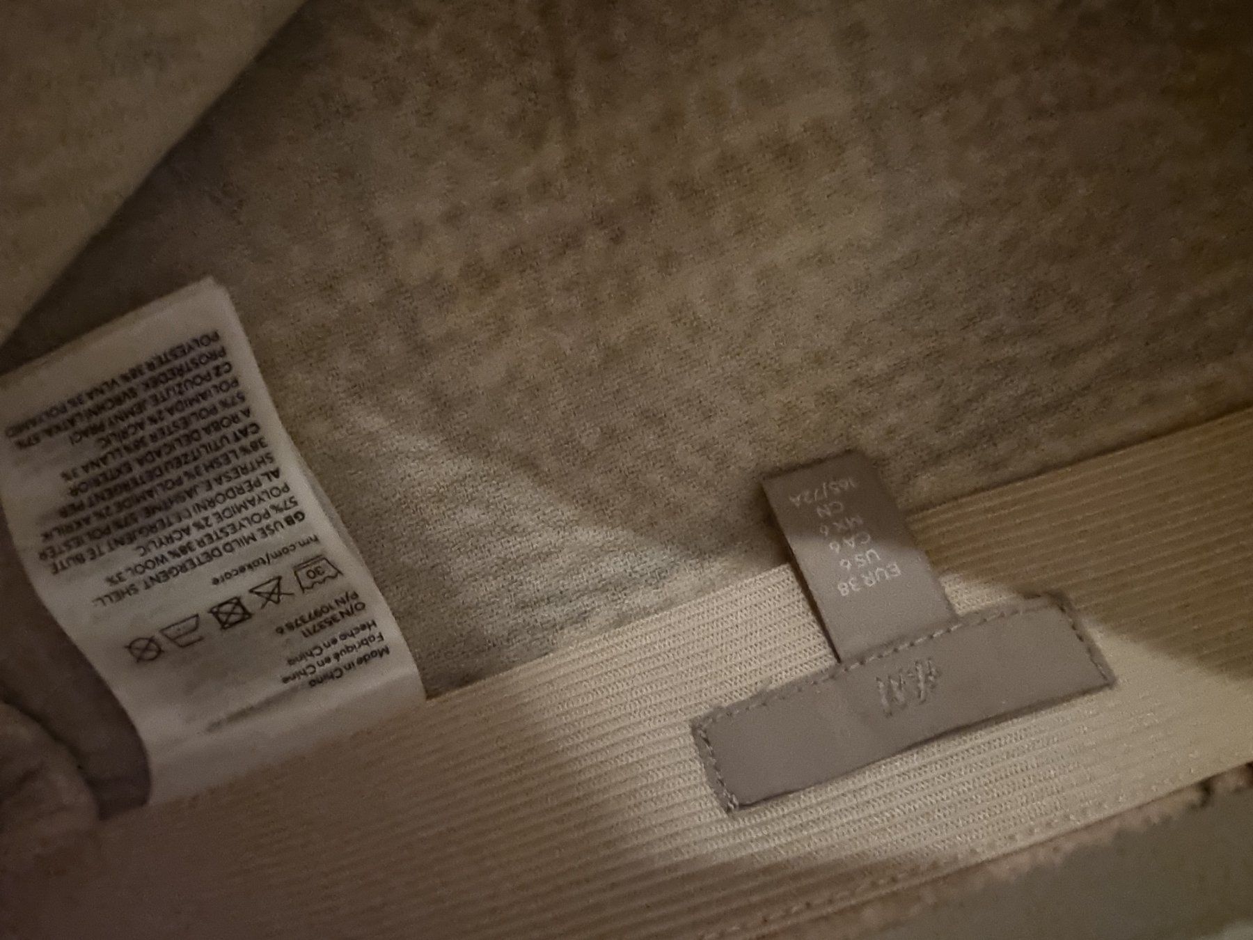 H&M Jupes: Rock kariert H&M – Neuf (Voir description) à Altstätten SG par melii._.98 2