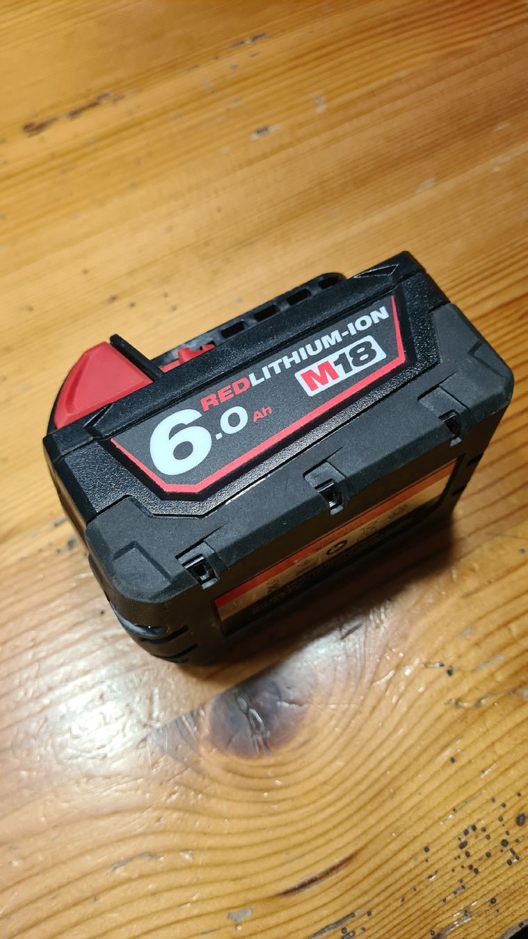 Milwaukee Tutti gli attrezzi: milwaukee m18 6.0 – Difettoso da Blumenstein venduto da SStaempfli 1