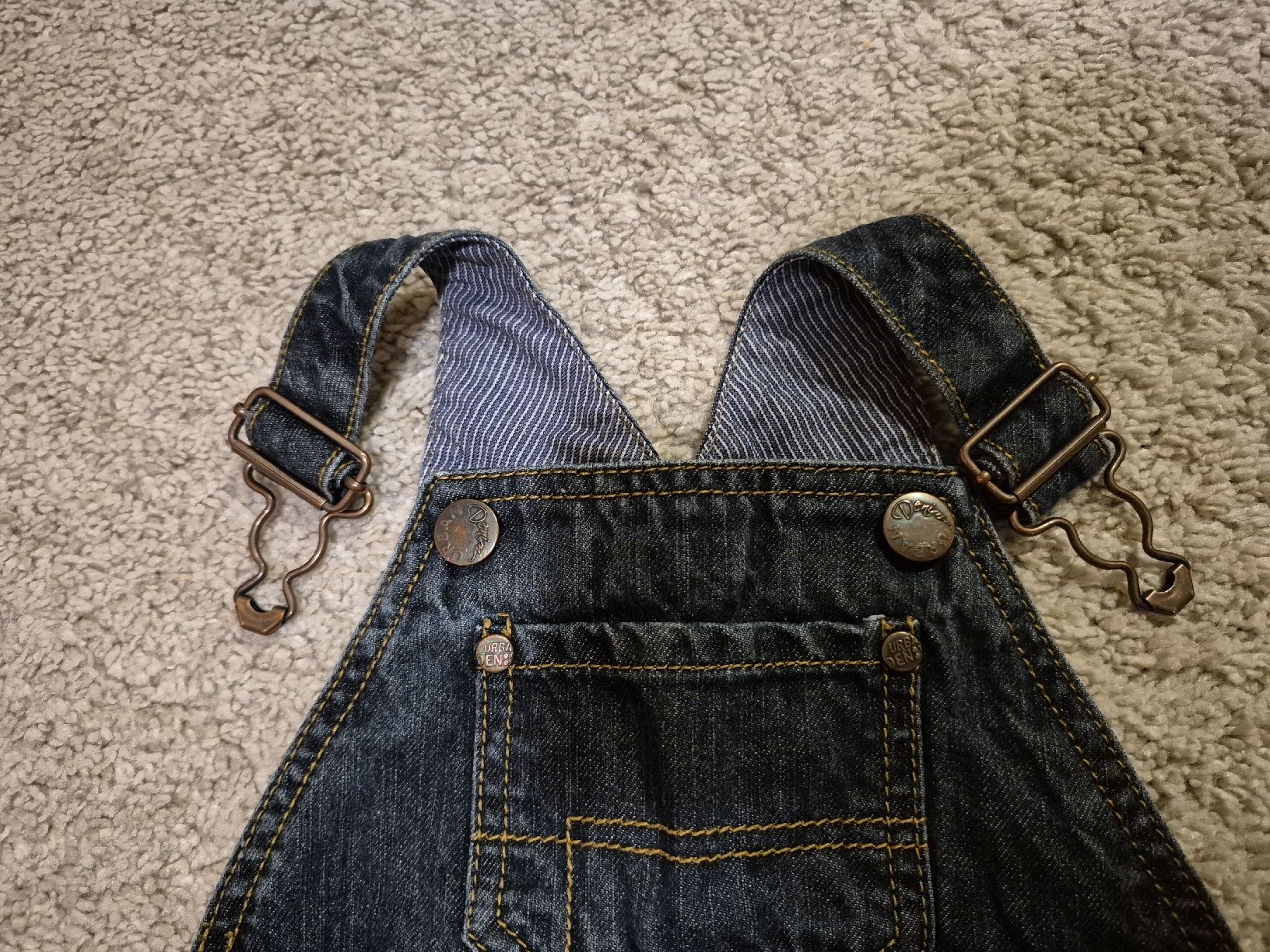 Lotti & Set di vestiti: Set: Latzhose Jeans + Pulli, Grösse 92, Top Zustand! – Usato da Thun venduto da Reb80 3