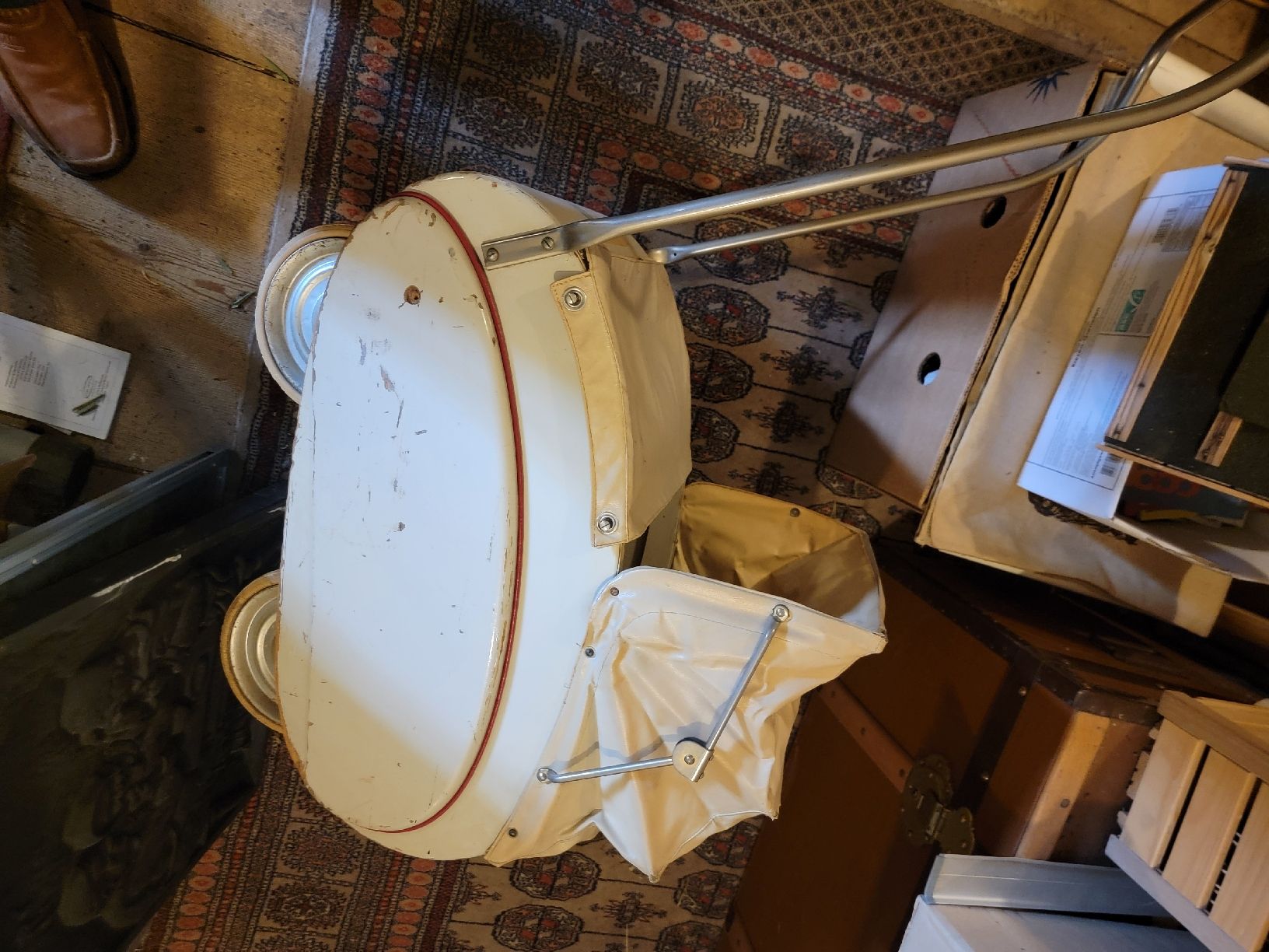 Carrozzine: Antiker Kinderwagen – Usato da Sils im Domleschg venduto da platin01 4