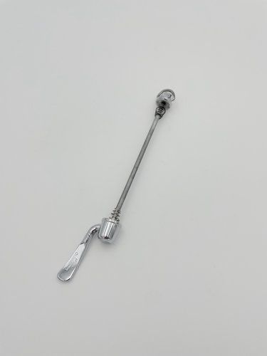 Pezzi di ricambio: Dura Ace Schnellspanner Hinterrad – Usato da Solothurn venduto da VintageVelo81 1