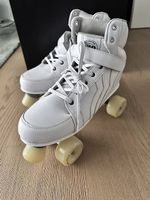 Weisse Rollerblades