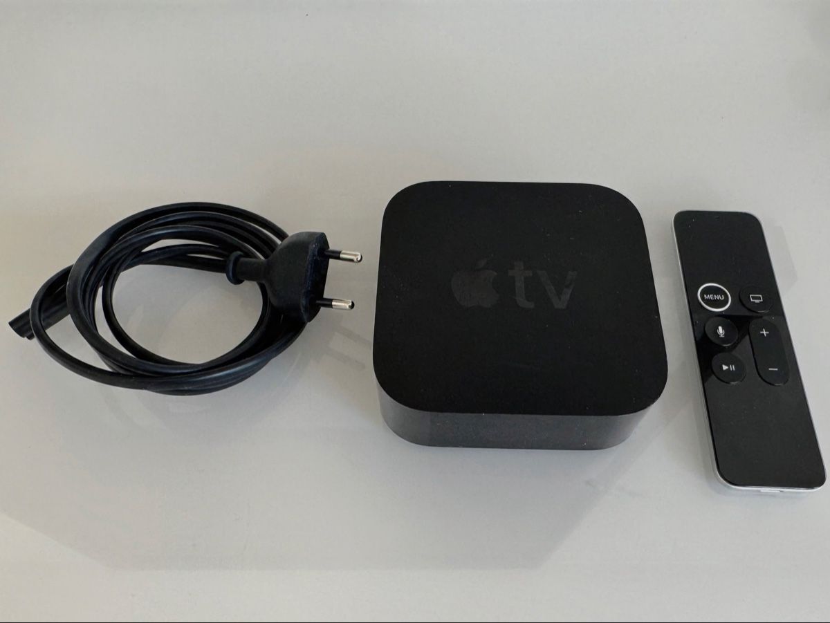 Apple Systèmes audio & multimédias: Apple TV  A1824 – D'occasion à Küsnacht ZH par mar_7xzx 1