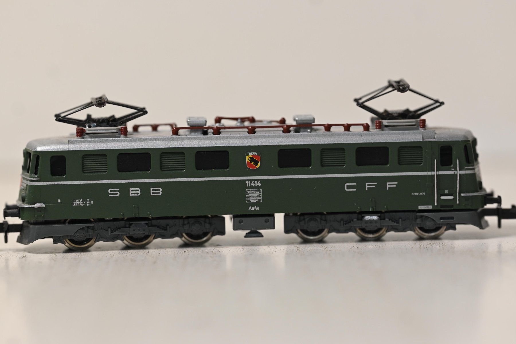Trix Trains électriques: Ae 6/6 Minitrix Spur N mit OVP – D'occasion à Laupen ZH par Zmoewe 6