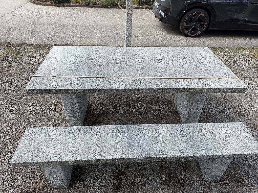 Tische: Granit Tisch – Gebraucht aus Aeschi SO von thomasoberli89 2