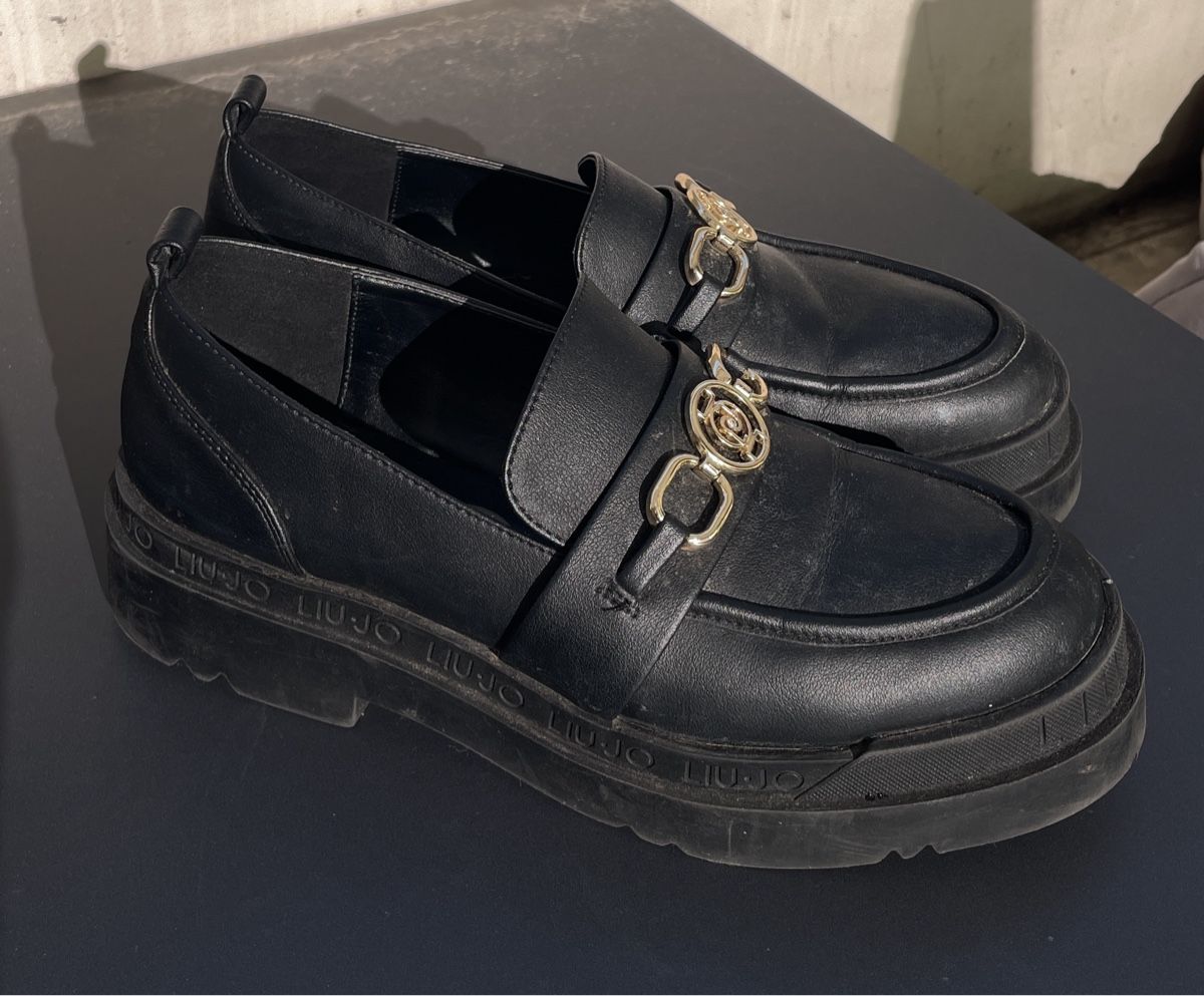 Liu Jo Scarpe da donna: Liu Jo Mocassins noir, taille 40 – Usato da Sion venduto da lbo_jpy8