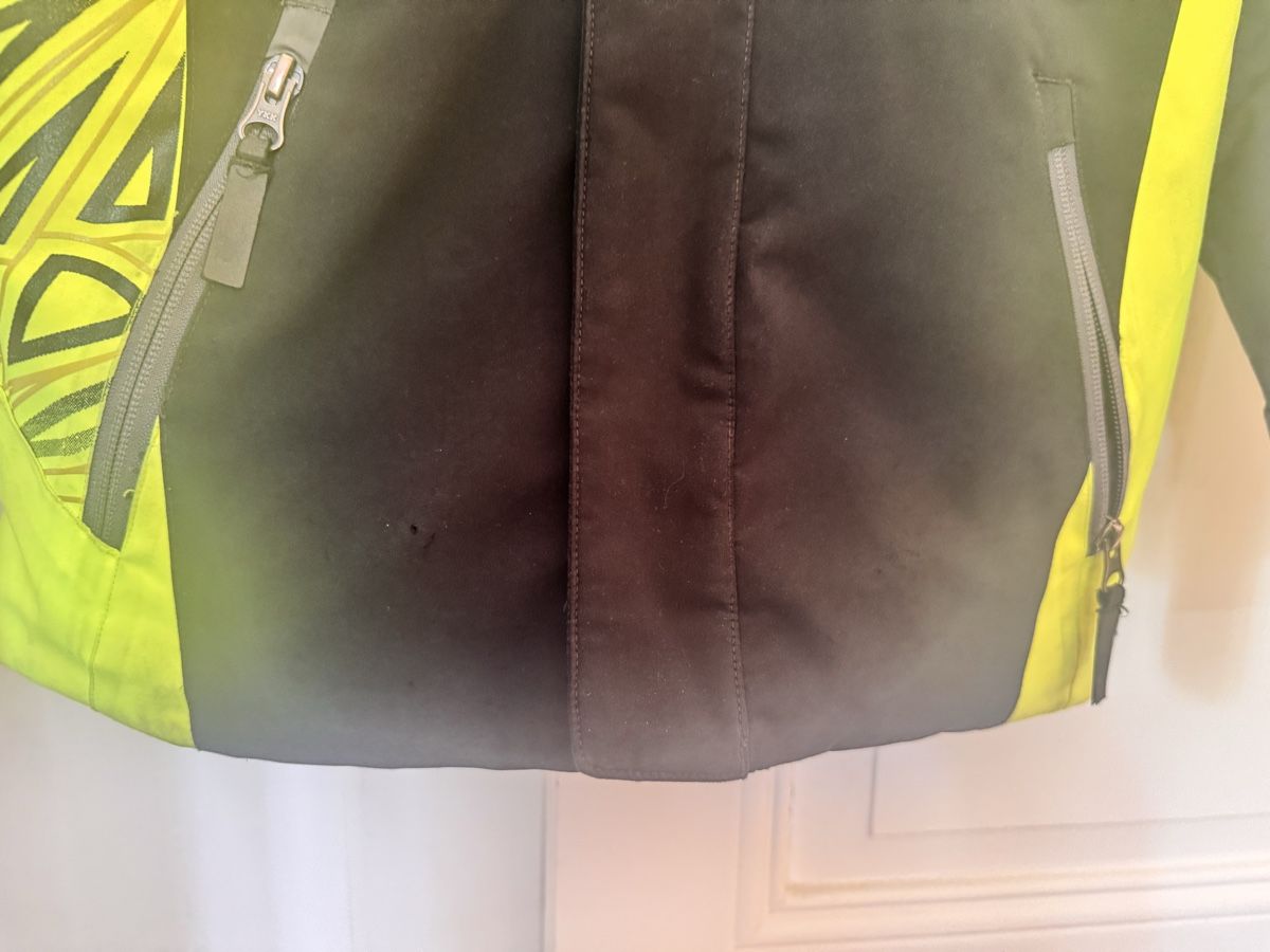 Spyder Jacken & Mäntel: Spyder Ski Jacket Grosse 128 – Gebraucht aus Bern von teppich23 3