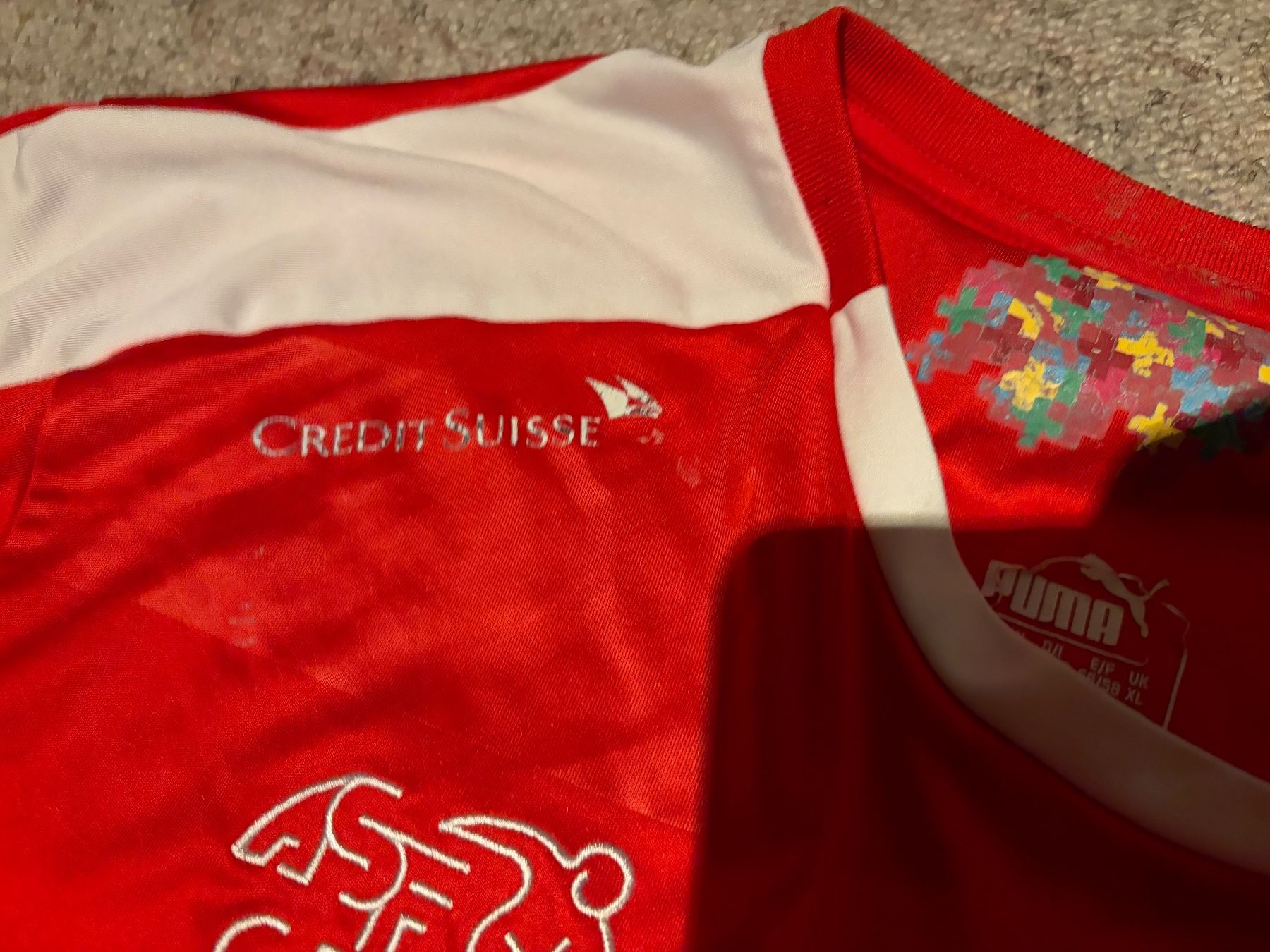 Schweizer Nati Canottiere & Pantaloni: Schweizer Nati Trikot EM 2016 XL – Usato da Winterthur venduto da man_6q8f 3