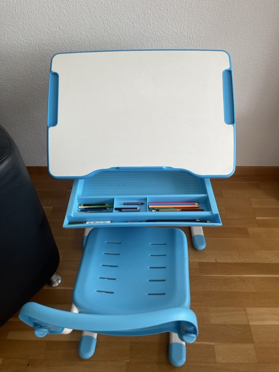 Set di tavolo e panche: Tisch mit Stuhl  – Usato da Birmensdorf ZH venduto da irina61 1