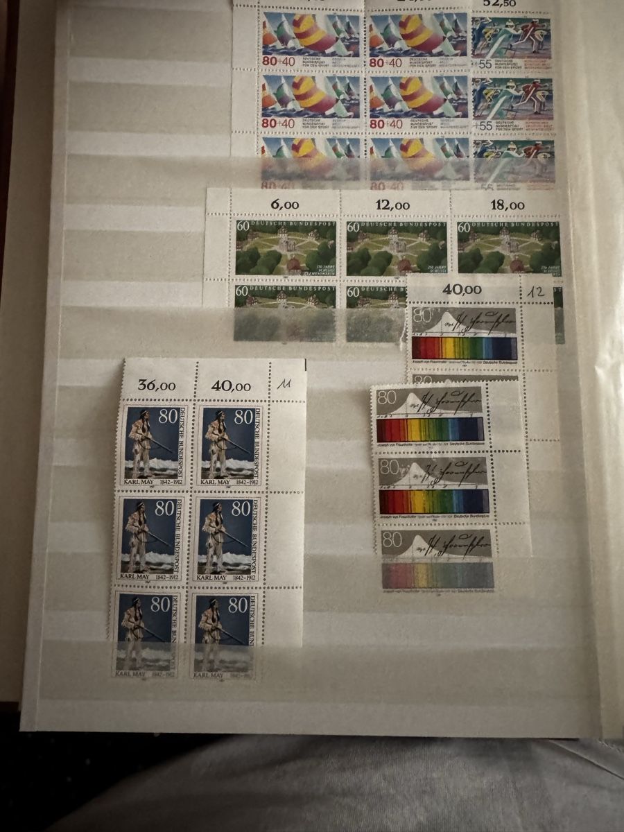 Alle Briefmarken: Briefmarken- Stamp Collection Germany Various Styles, years – Gebraucht aus Olten von Asaliya