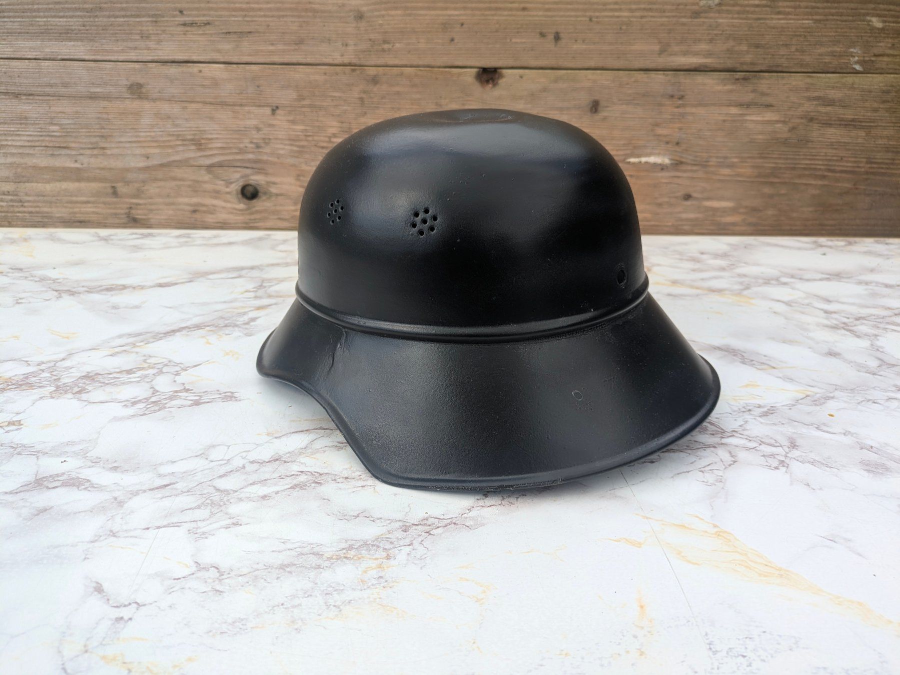 Uniformi & Effetti personali: Luftschutz Stahlhelm M38 "Gladiator" 3-Teilig – Usato da Buttisholz venduto da ArmeeShopCH 4