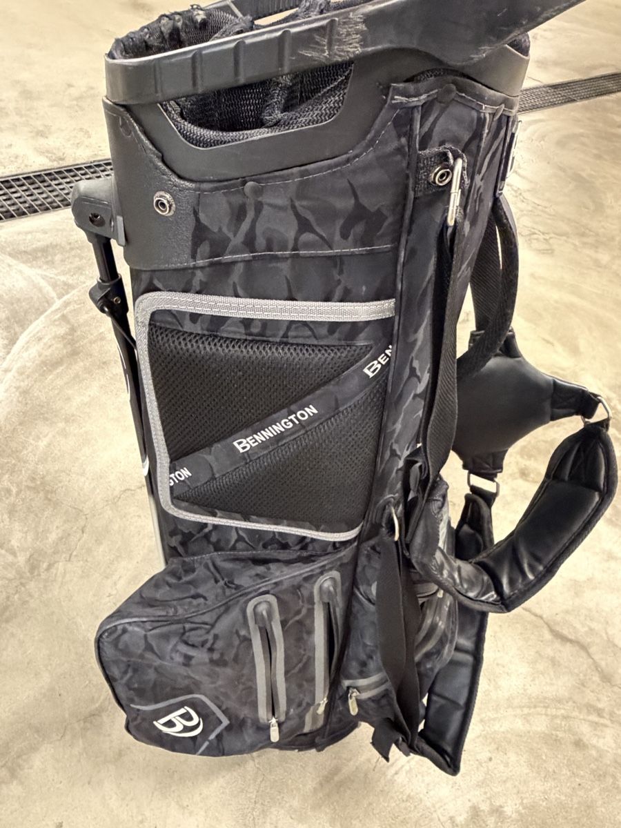 Borse: Bennington Golf Bag Black Used Condition with rain cover – Usato da Forch venduto da senson 1