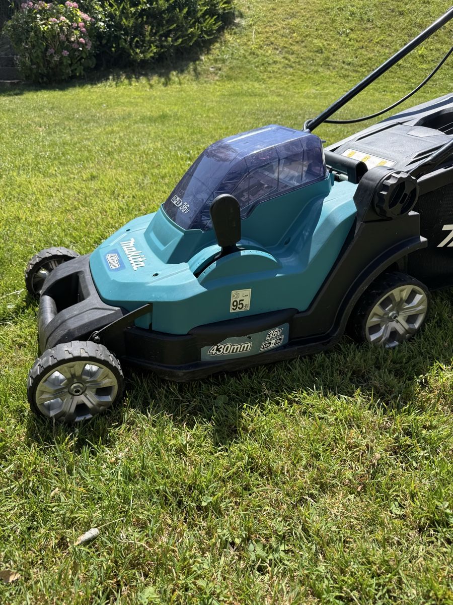 Makita Rasenmäher: Makita DLM432 Rasenmäher – Gebraucht aus Wittenbach von MichaelG_io 1