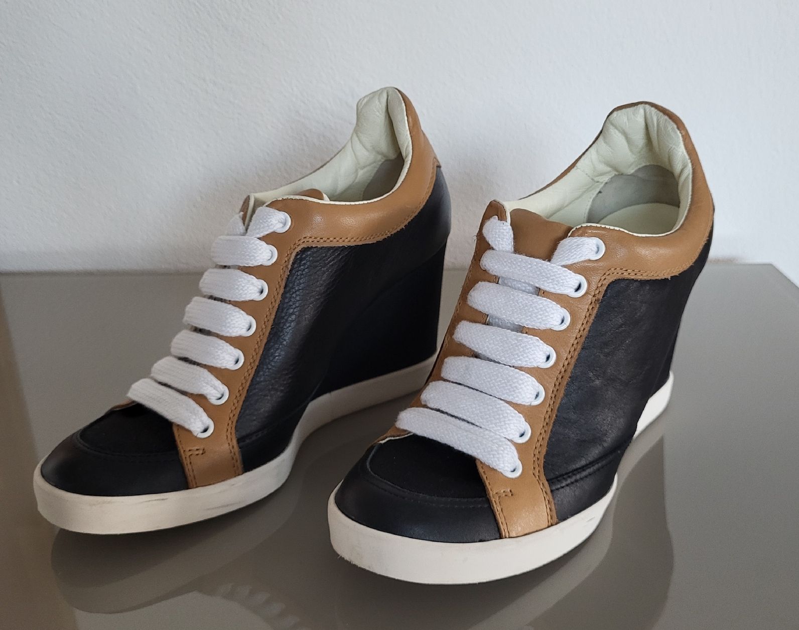 Chloé Damenschuhe: See by Chloe Wedge Boots, EU 40 – Gebraucht aus Freienbach von cri_9kly