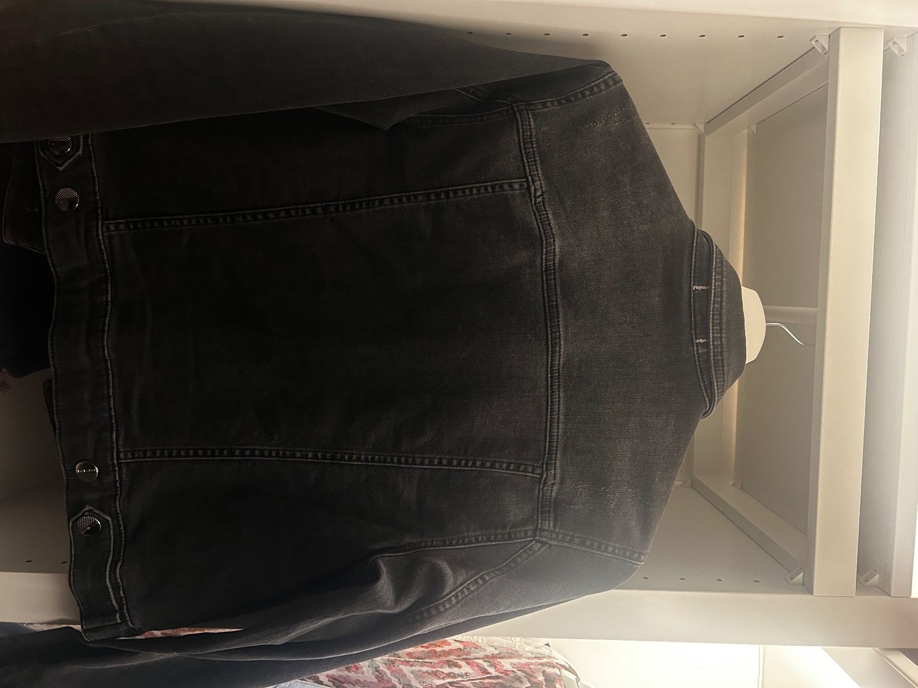 Ted Baker Giacche: Ted Baker Jeansjacke mit Glitzer – Usato da Spreitenbach venduto da jan_hsx9 2