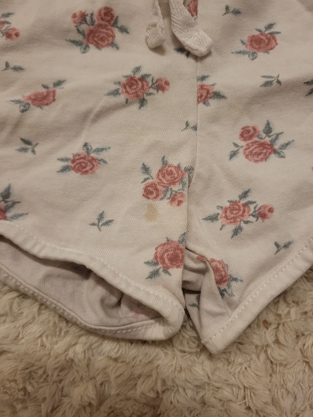 Pantaloni: Sommerliche Shorts mit Blumenmuster, Gr. 86 – Usato da Felben-Wellhausen venduto da Brummbaer90 1