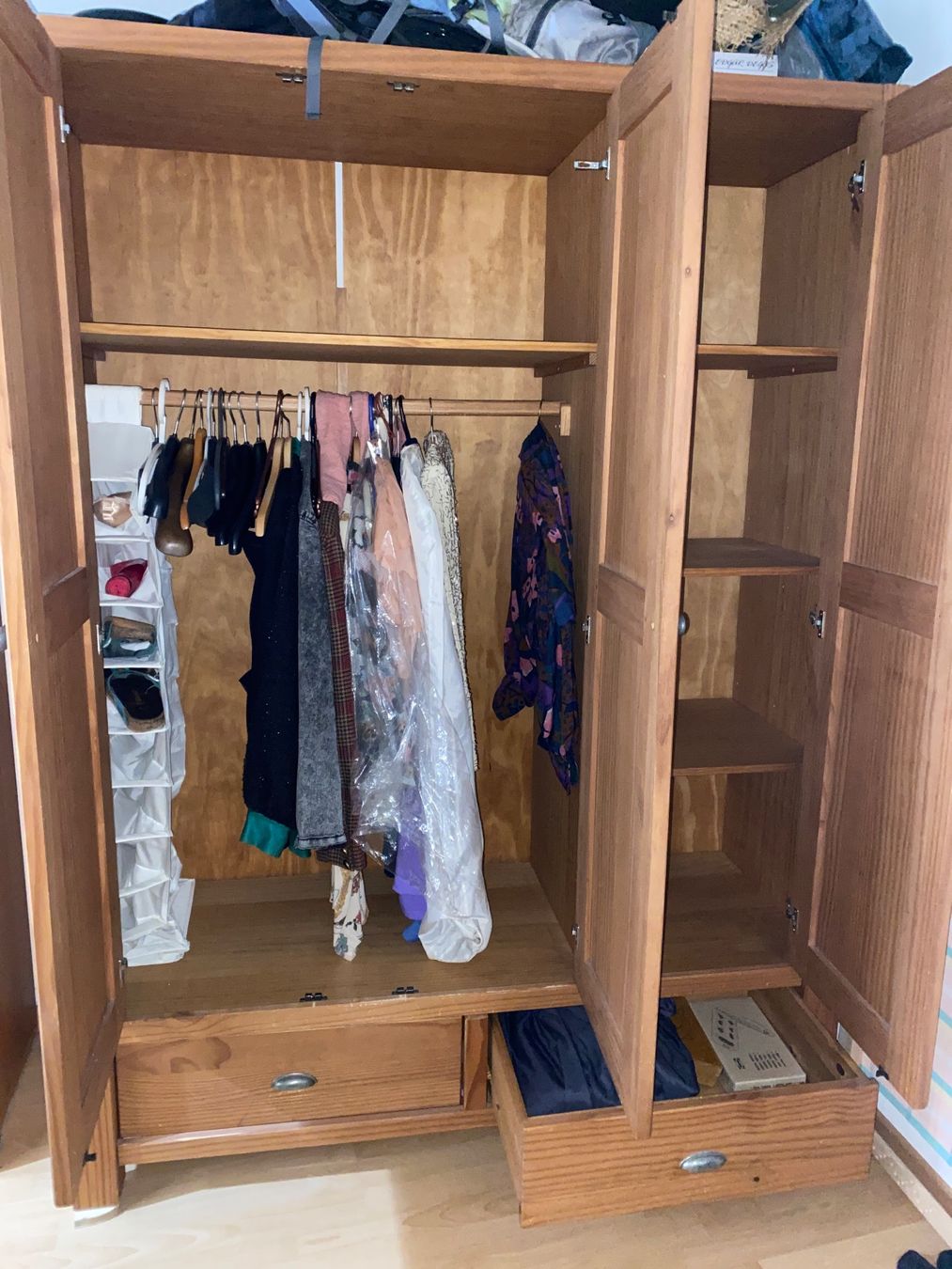 Schränke: Armoire en bois – Gebraucht aus La Neuveville von e_perriard 5