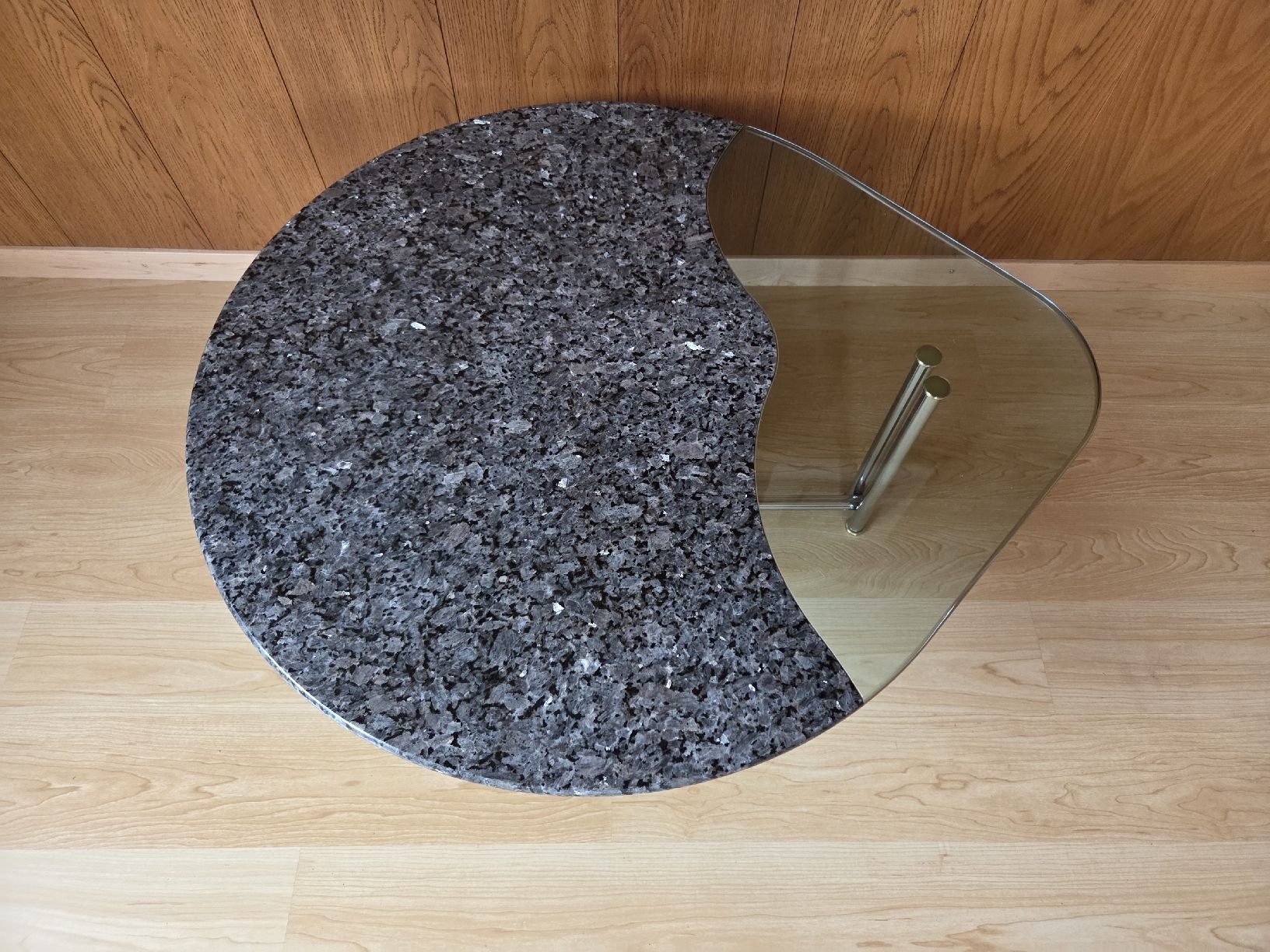 Tische: Salontisch aus Stein/Glas – Gebraucht aus Belp von Der_Belper 2