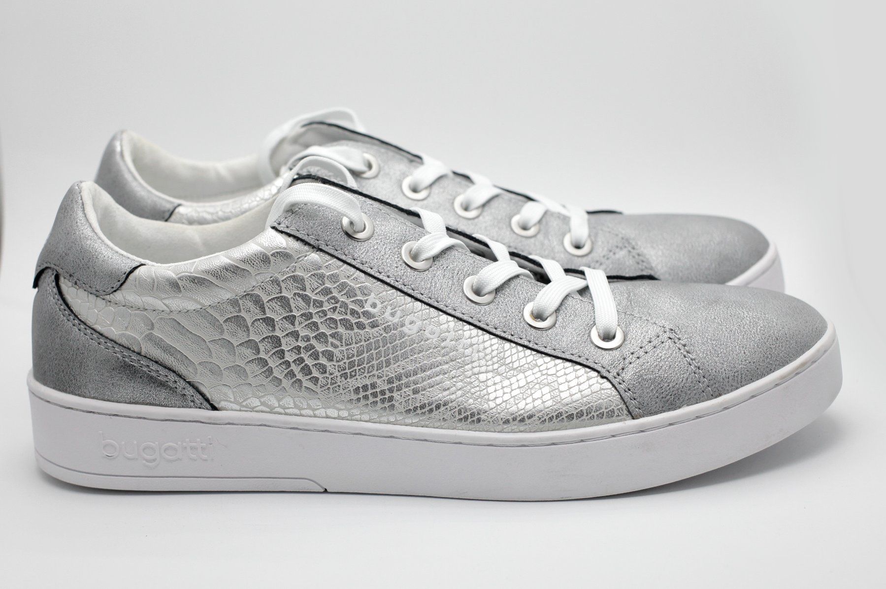 Bugatti Chaussures femmes: Bugatti Damenschuhe Gr.42 – Neuf (Voir description) à Birsfelden par Waldbrettspiel