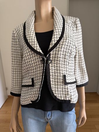 Elegante Candie's Bouclé Jacke Grösse M Blazer Kutzblazer